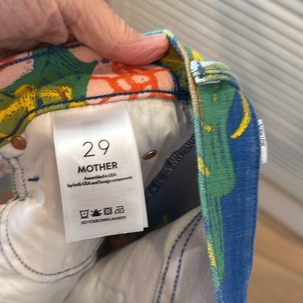 MOTHER Blue Floral Ankle Jeans - Picture 7 of 10